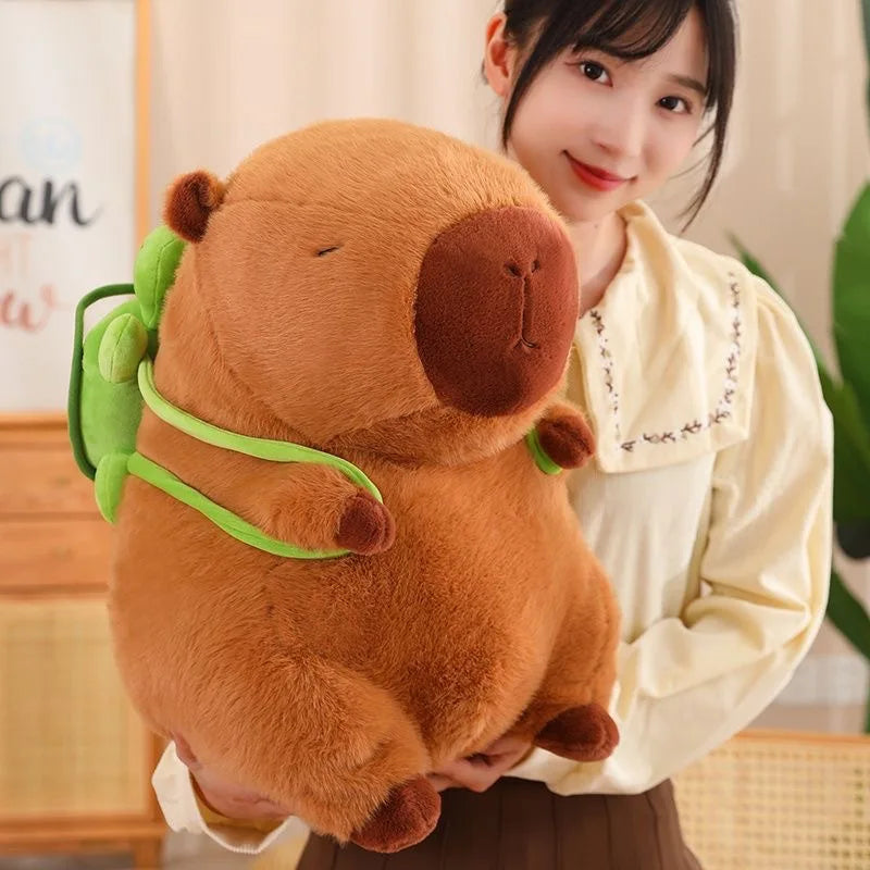 Pelucia Capivara (mochila)